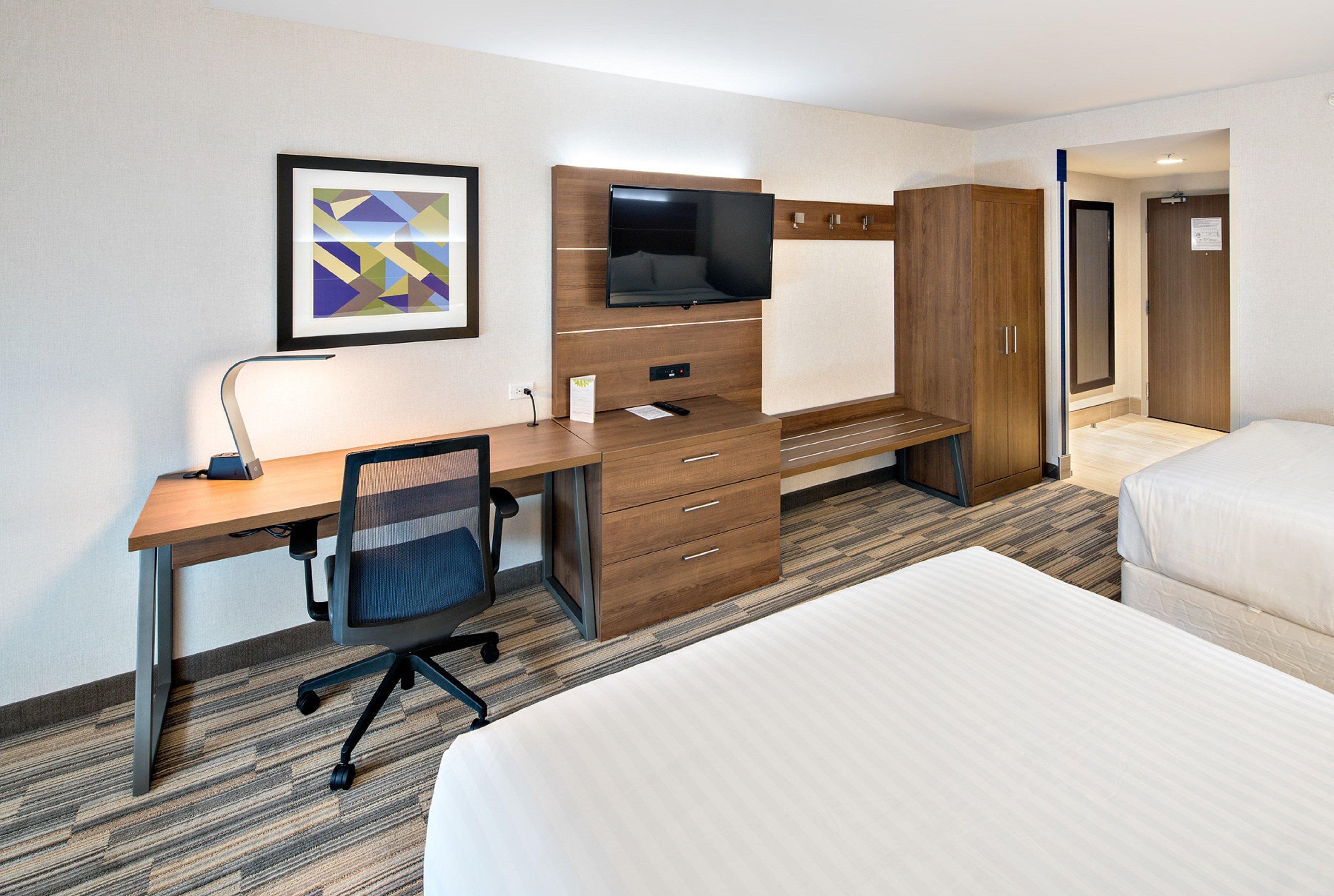 Holiday Inn Express - Red Deer North By Ihg Exterior photo